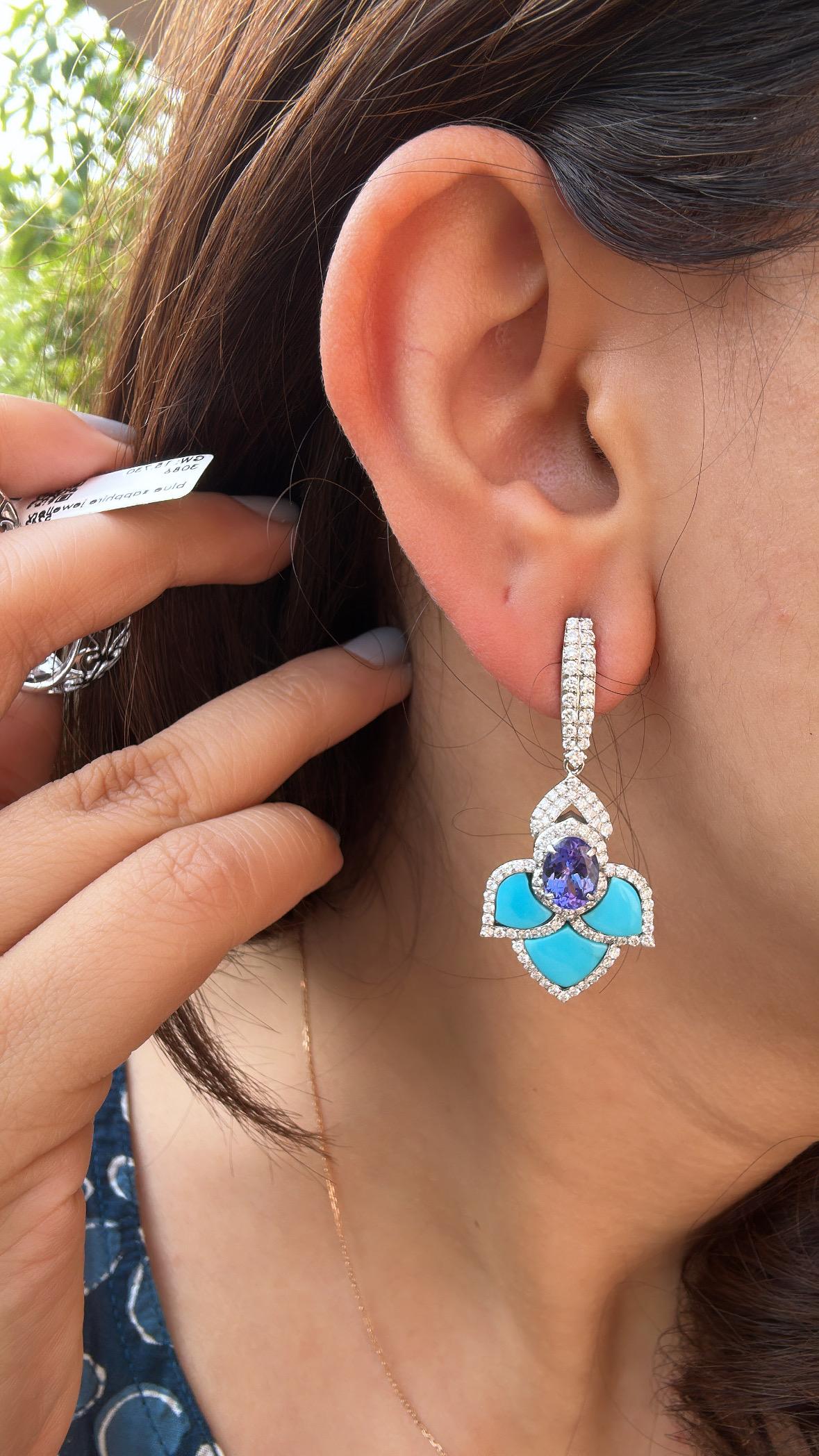 Orecchini con tanzanite, turchese e diamante da 2,86 carati, incastonati in oro bianco 18 carati in vendita 2