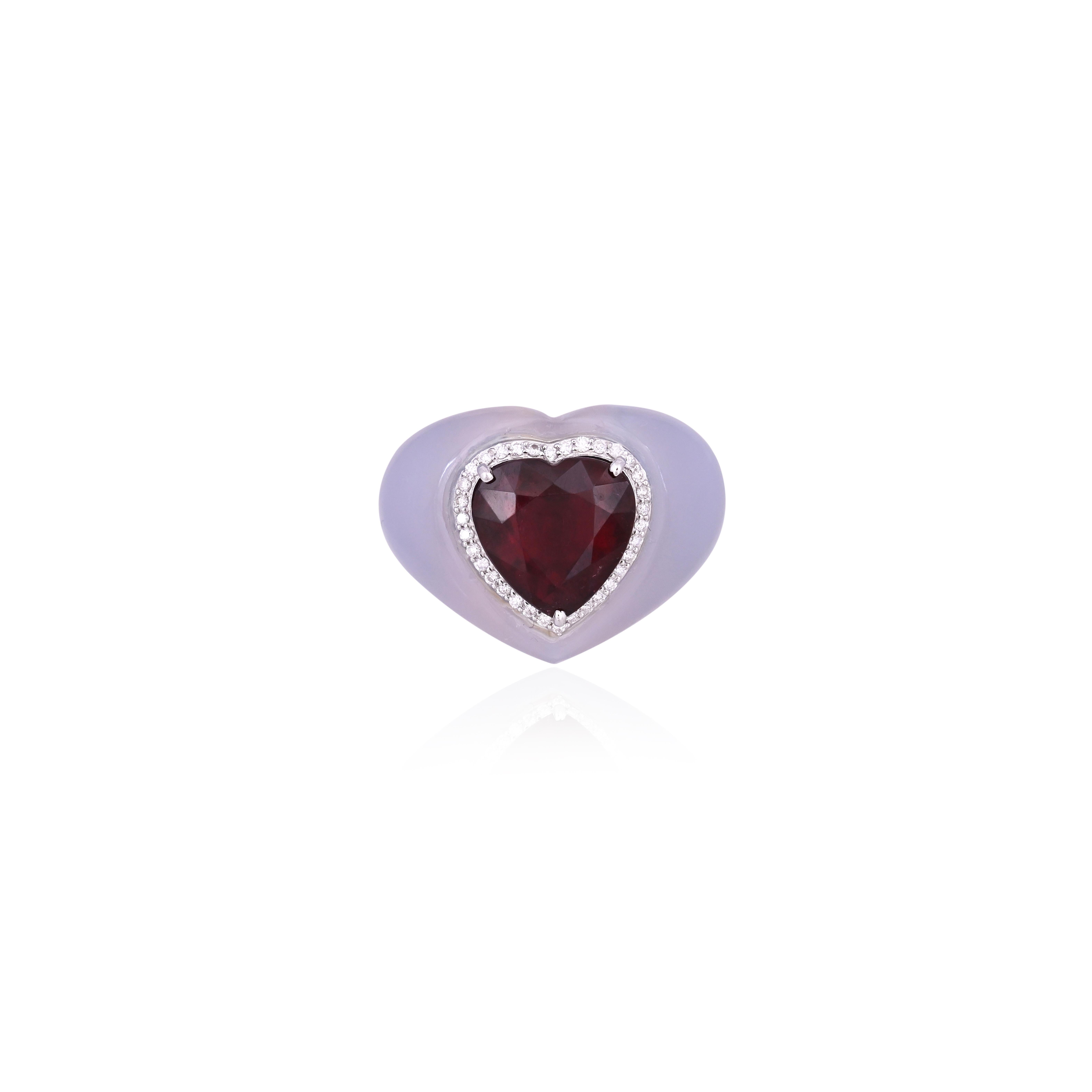 Taille cœur Bague cocktail en or blanc 18 carats, rubellite, calcédoine et diamants de 4,93 carats en vente