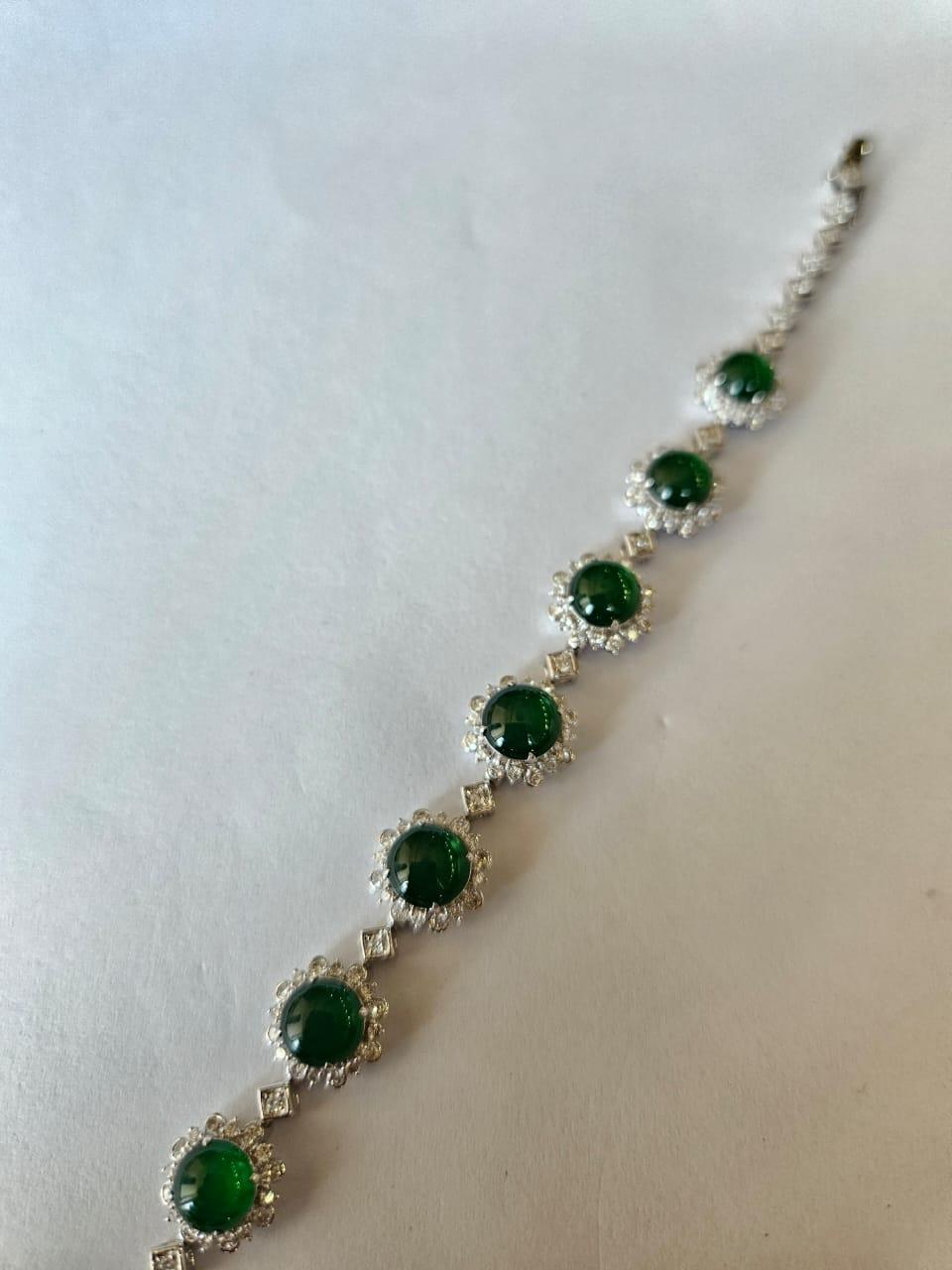 Women's or Men's Set in 18K white Gold, 7.70 carats, Burmese Jadeite & Diamonds Modern Bracelet For Sale