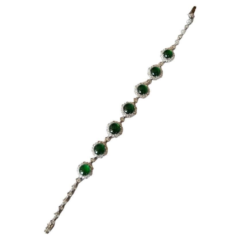 Set in 18K white Gold, 7.70 carats, Burmese Jadeite & Diamonds Modern Bracelet