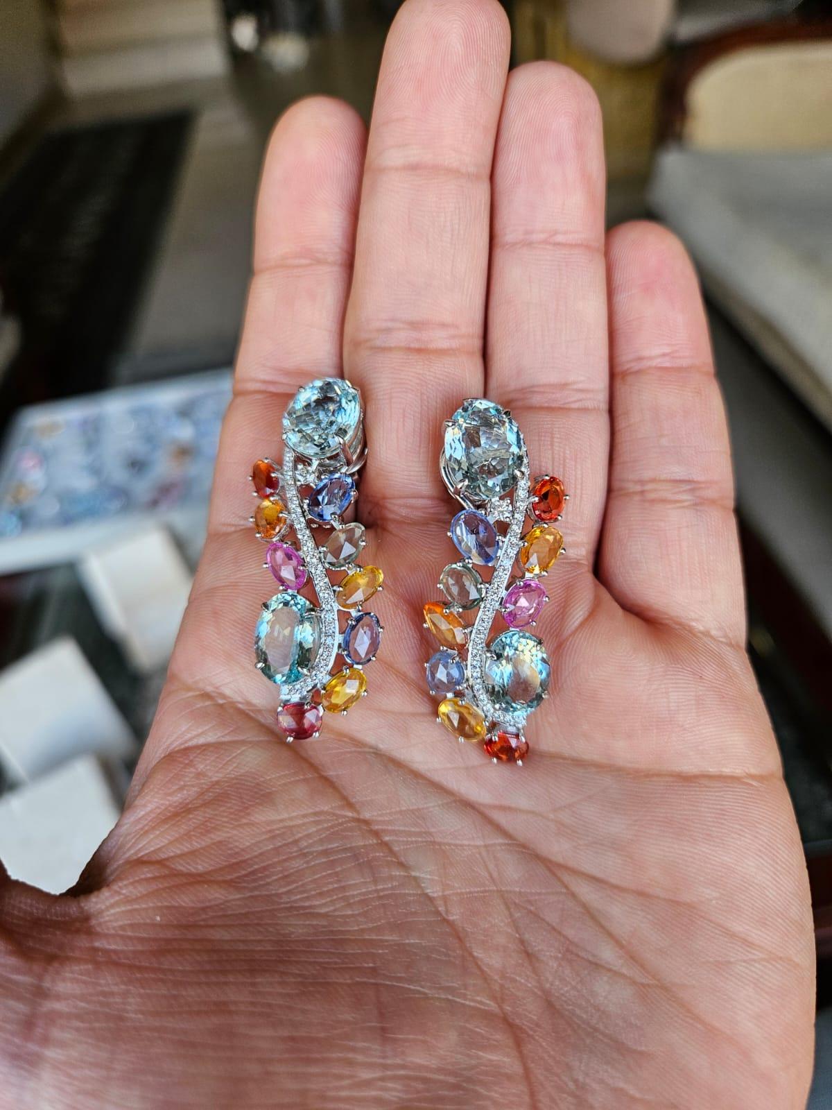Set in 18K white Gold, Aquamarine, Multi Sapphires & Diamonds Chandelier Earring In New Condition For Sale In Hong Kong, HK