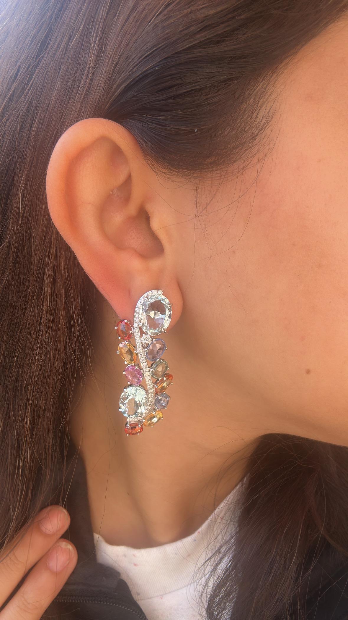 Set in 18K white Gold, Aquamarine, Multi Sapphires & Diamonds Chandelier Earring For Sale 2