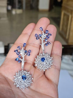 Set in 18K white Gold, Blue Sapphires & Rose Cut Diamonds Chandelier Earrings