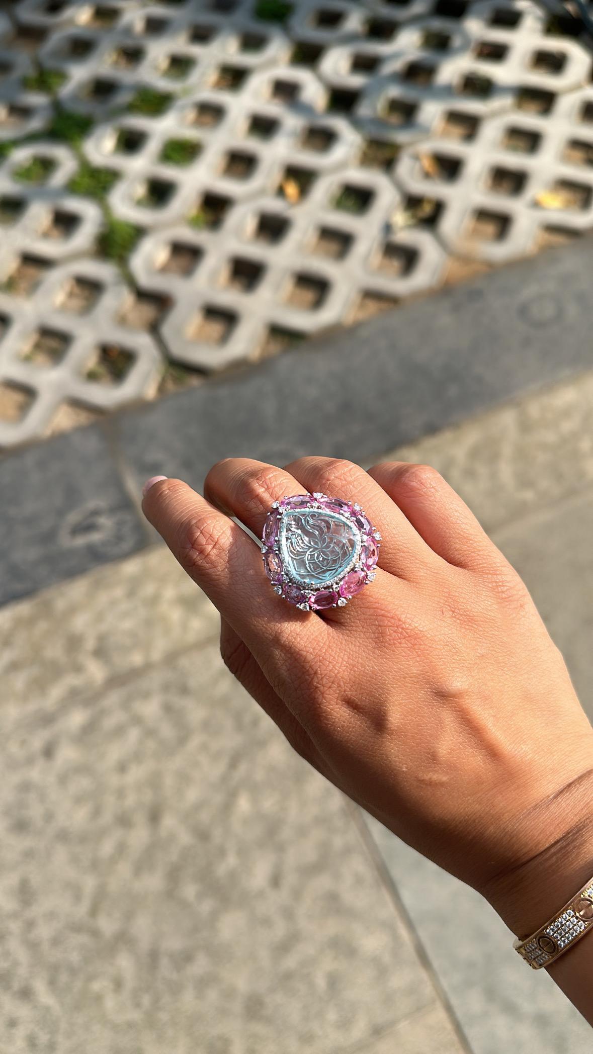Femenino o masculino Anillo de Cóctel de Oro blanco de 18 quilates, Aguamarina tallada, Zafiros rosas y Diamantes en venta