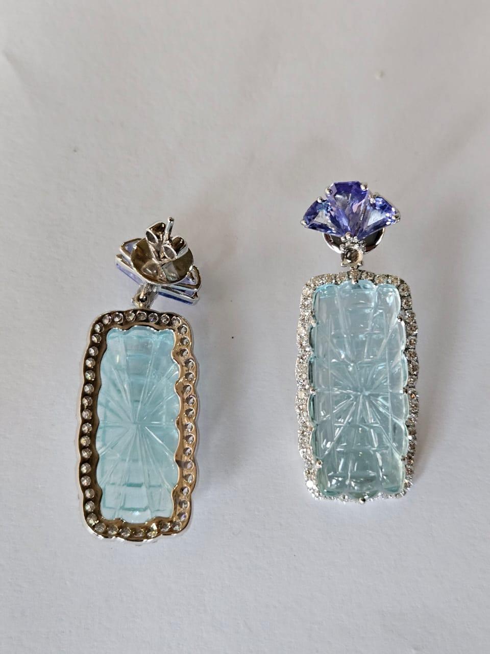 Modern Set in 18K white Gold, carved Aquamarine, Tanzanite & Diamonds Dangle Earrings