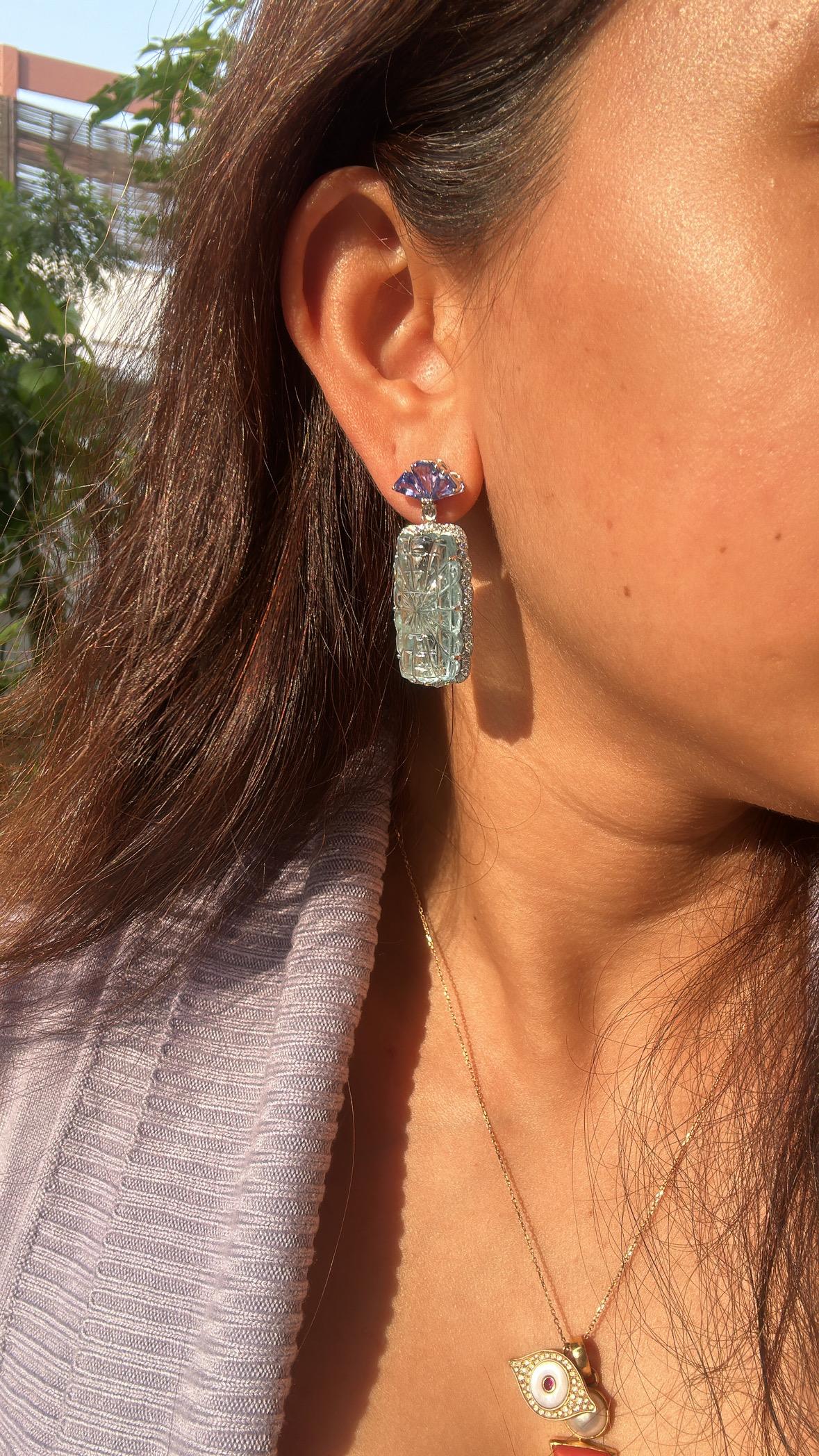 Set in 18K white Gold, carved Aquamarine, Tanzanite & Diamonds Dangle Earrings 1