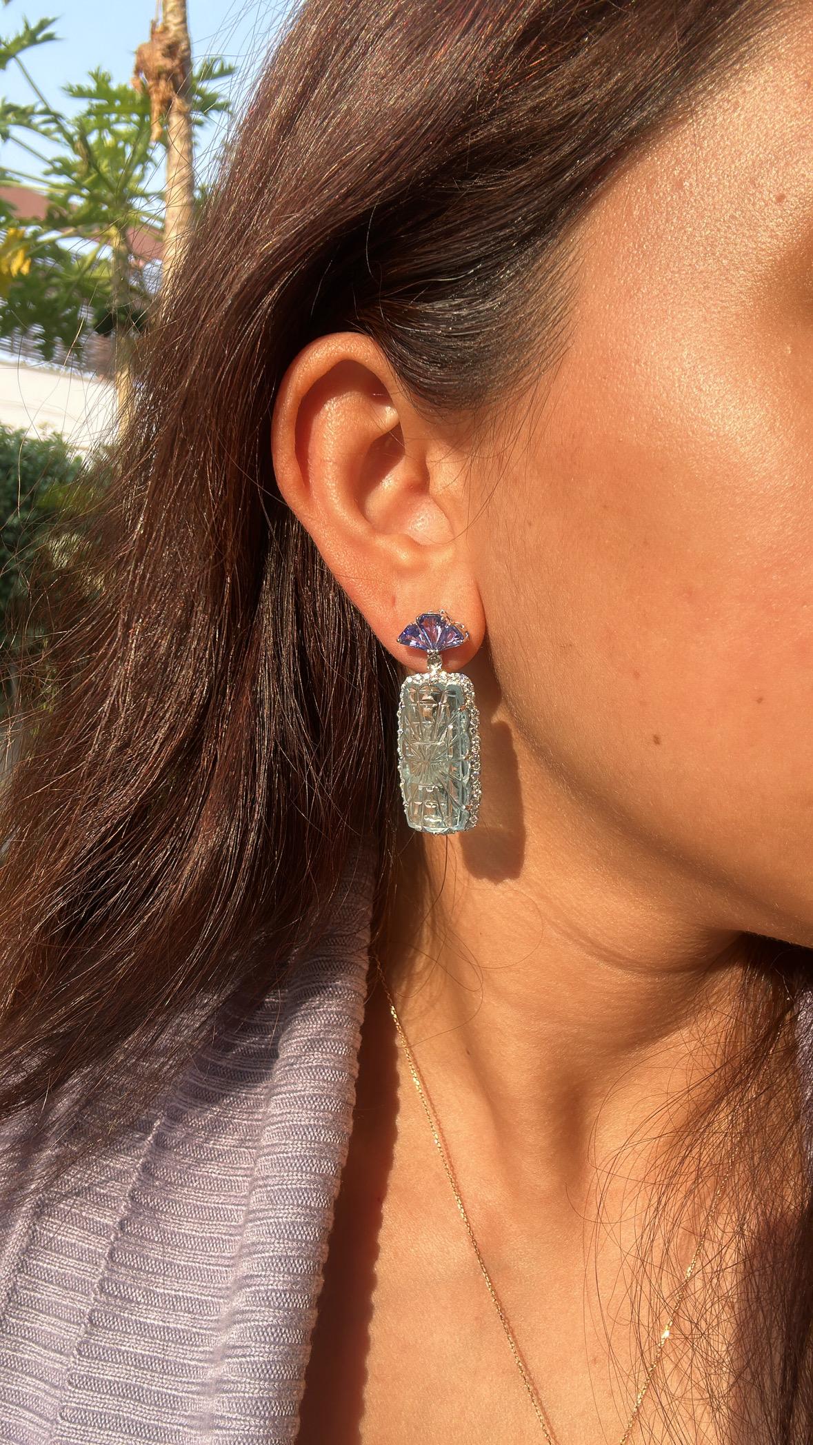 Set in 18K white Gold, carved Aquamarine, Tanzanite & Diamonds Dangle Earrings 2