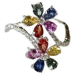 Anillo de compromiso de oro blanco de 18 quilates, zafiros múltiples de Ceilán y diamantes