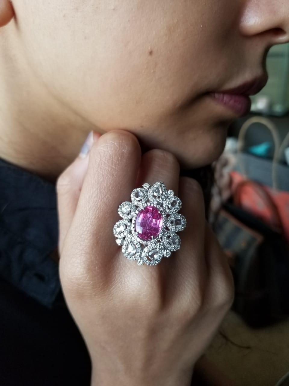 Set in 18 Karat Gold, Natural Pink Sapphire and Rose Cut Diamonds Cocktail Ring In New Condition In Hong Kong, HK