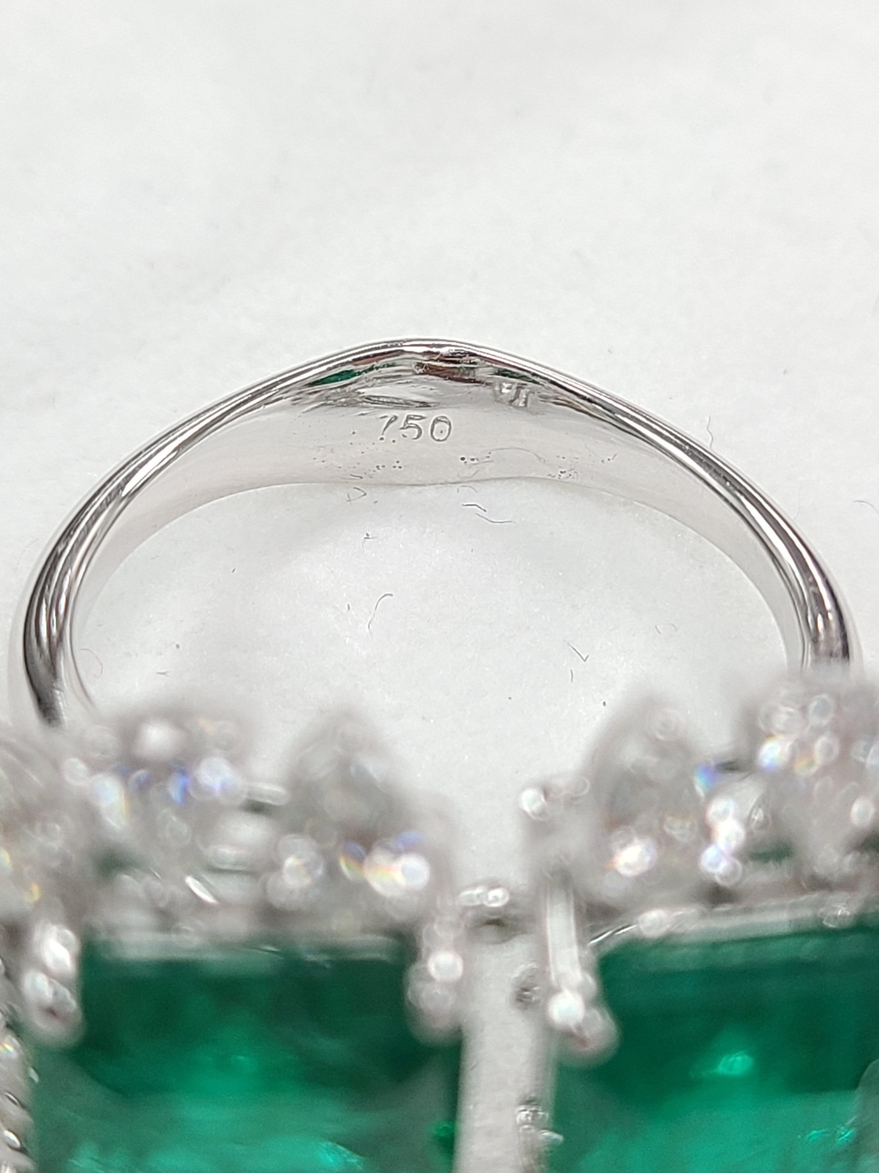 18 Karat White Gold Natural Zambia Emerald Ring Set with Diamonds 1