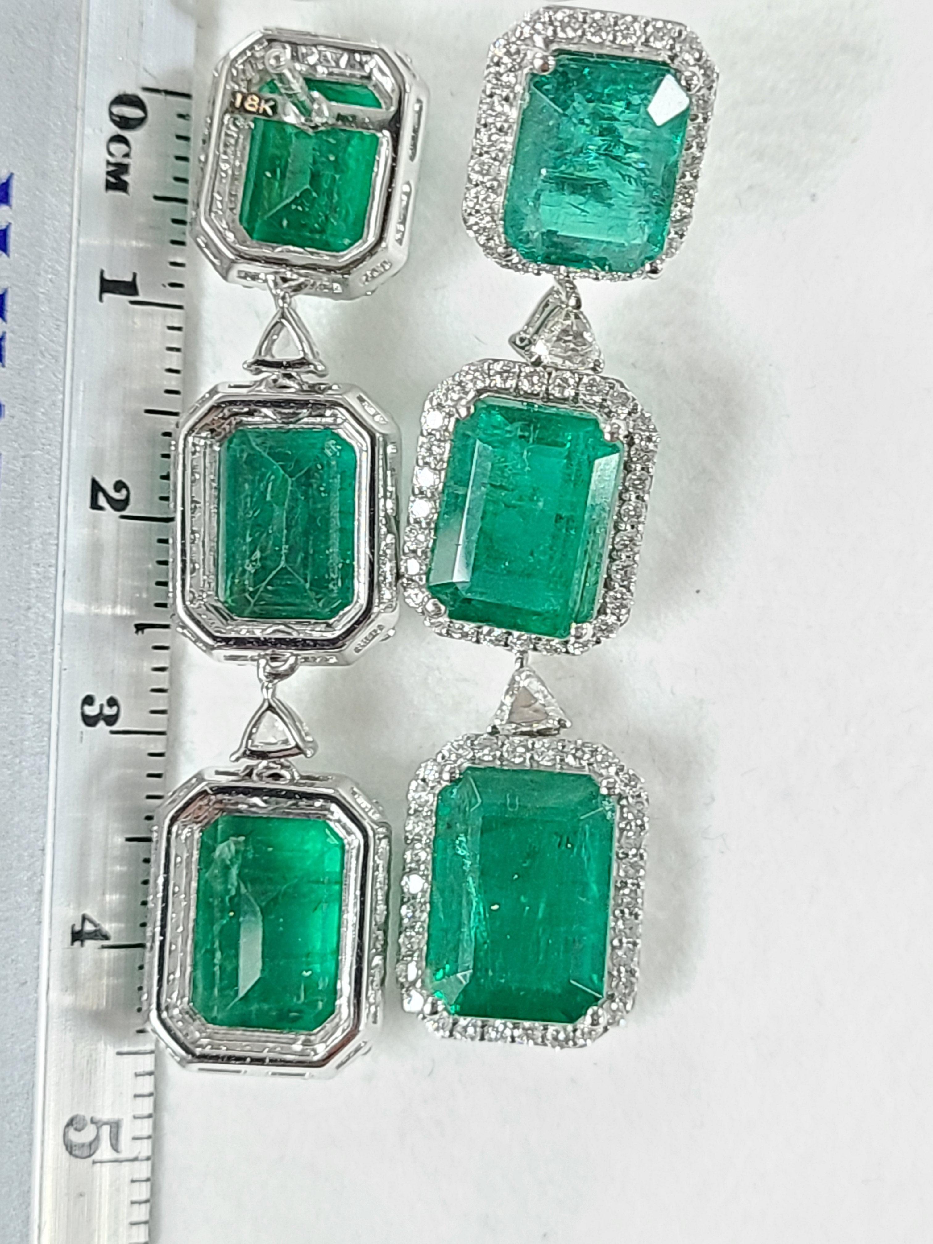 18 Karat White Gold Natural Zambian Emeralds Earrings with Diamonds 3