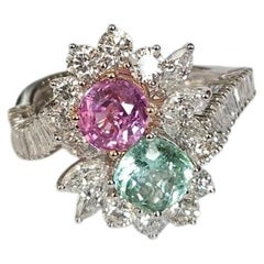 Anello da cocktail “Toi et Moi” in oro bianco 18 carati con Paraiba, zaffiro rosa e diamanti