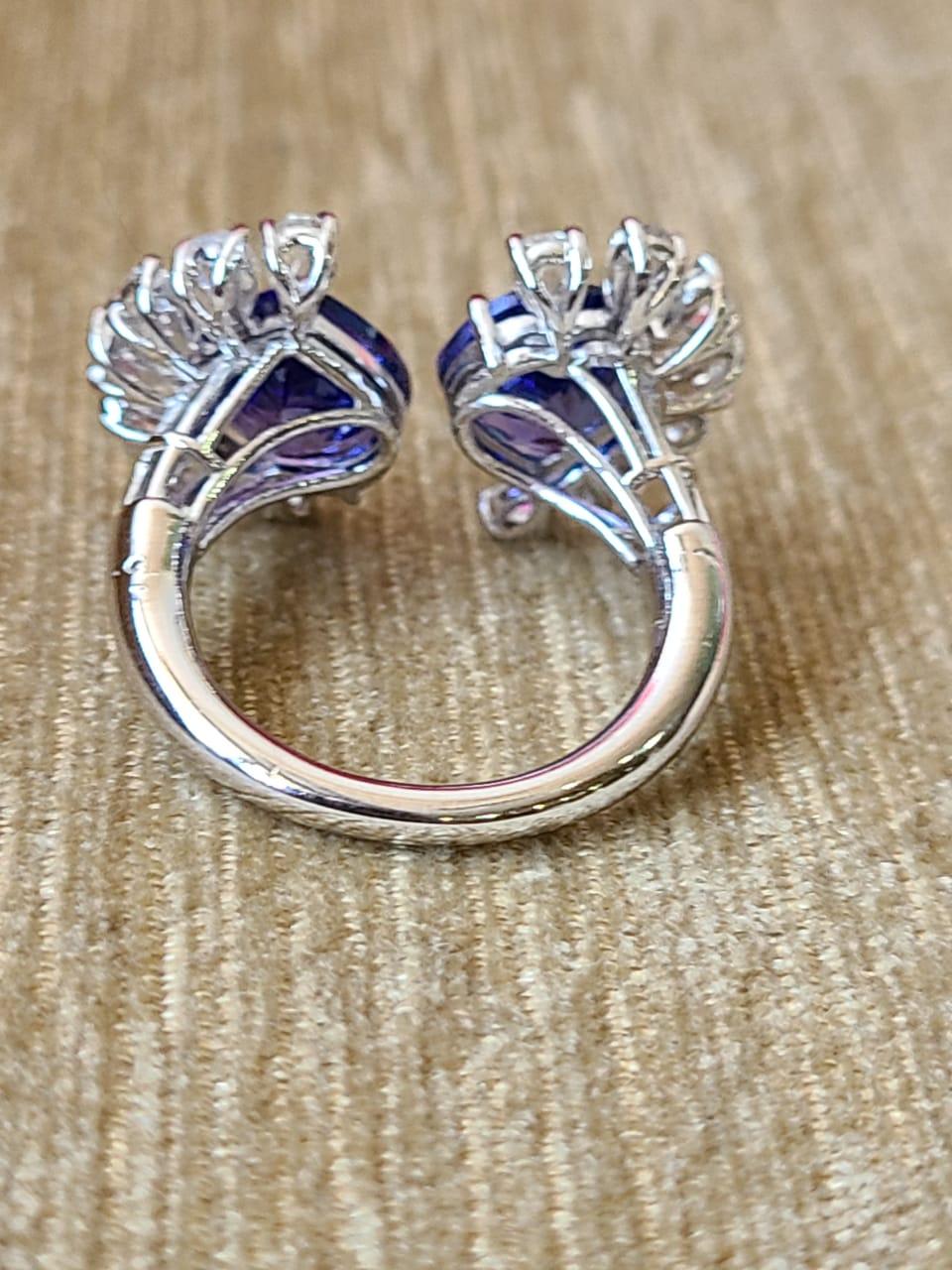 Set in 18K White Gold, Tanzanite & Rose Cut Diamonds Cocktail/ Engagement Ring In New Condition For Sale In Hong Kong, HK