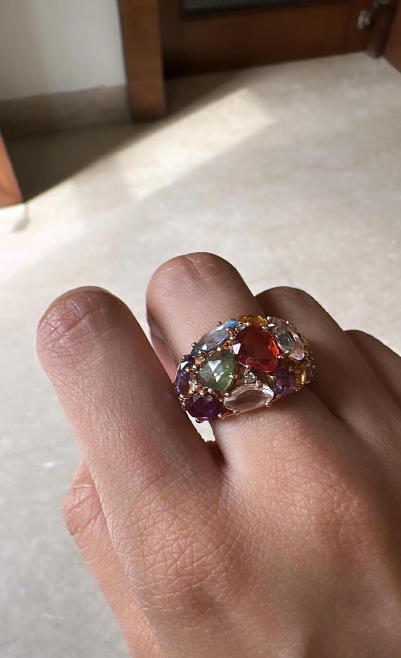 Set in 18K Rose Gold, 10.16 carats, Multi Sapphires & Diamond Cocktail Ring For Sale 1
