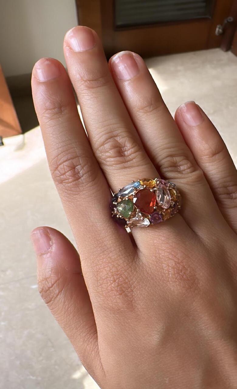 Set in 18K Rose Gold, 10.16 carats, Multi Sapphires & Diamond Cocktail Ring For Sale 2