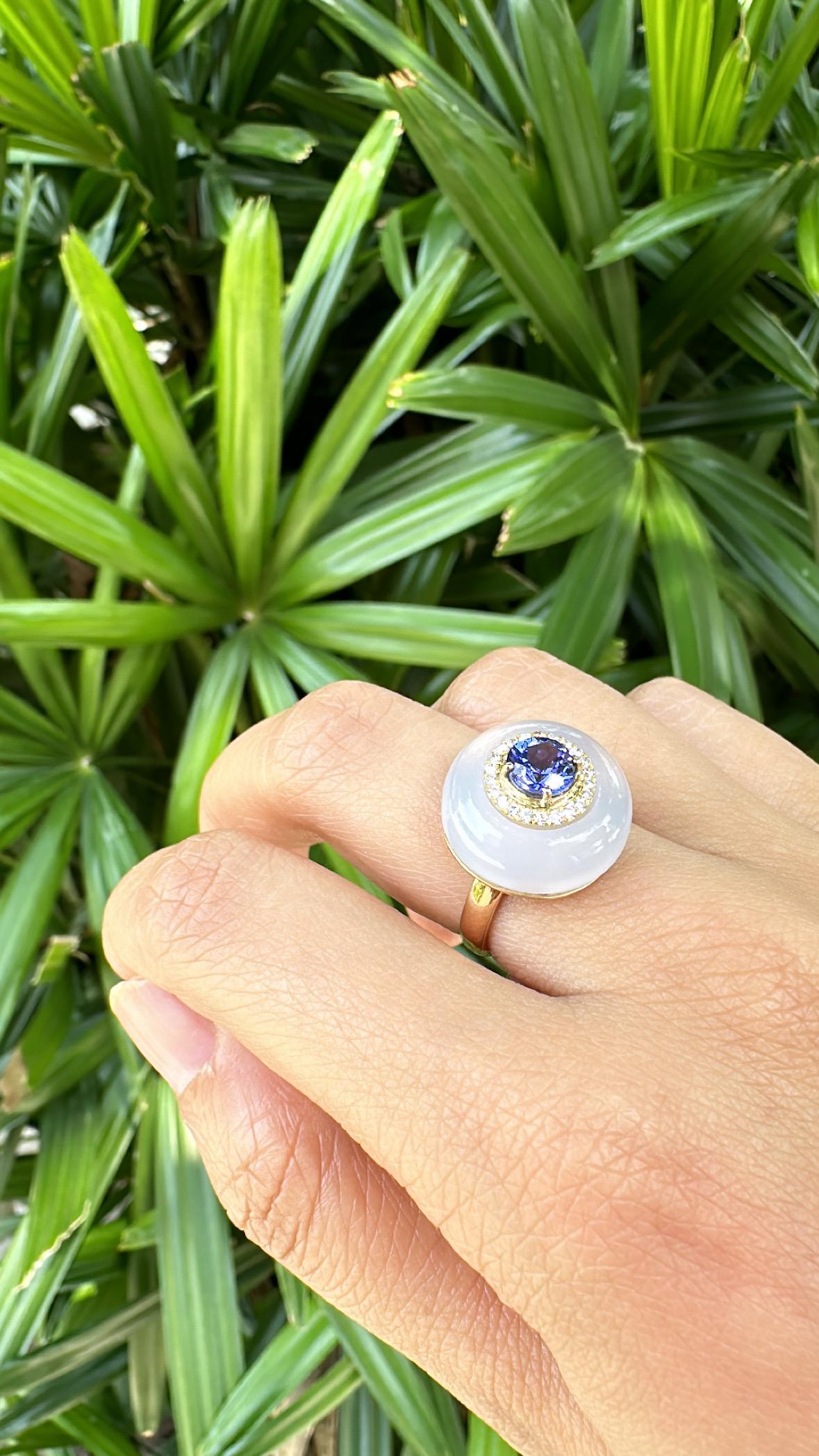 Set in 18K Yellow Gold, 1.06 carat Tanzanite, Chalcedony & Diamond Cocktail Ring For Sale 4