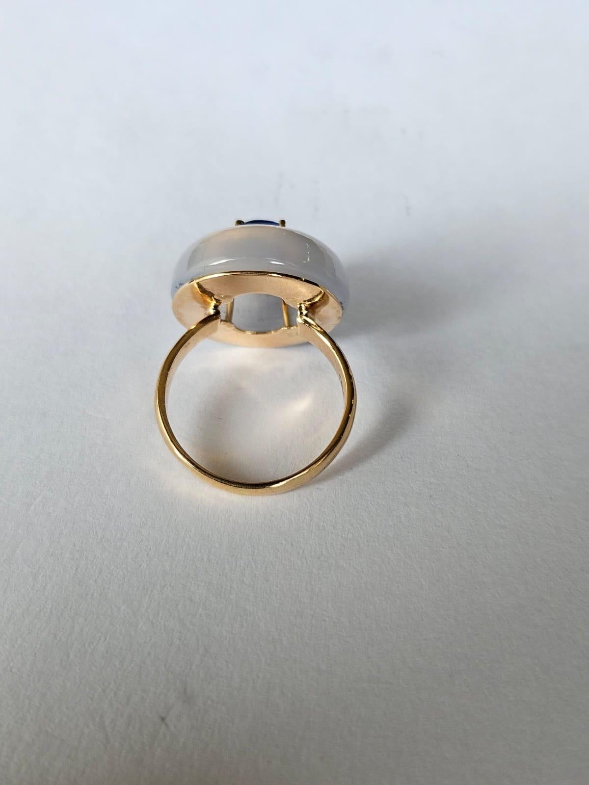 Modern Set in 18K Yellow Gold, 1.06 carat Tanzanite, Chalcedony & Diamond Cocktail Ring For Sale