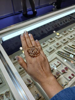 Set in 18K Yellow Gold, 4.00 carats, Yellow & Brown Diamonds Cocktail Ring