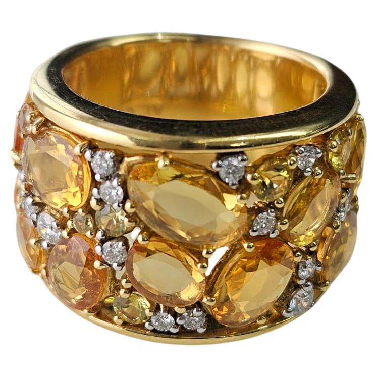 Set in 18K Yellow Gold, 7.00 carat, Ceylon Yellow Sapphires & Diamonds Band Ring For Sale