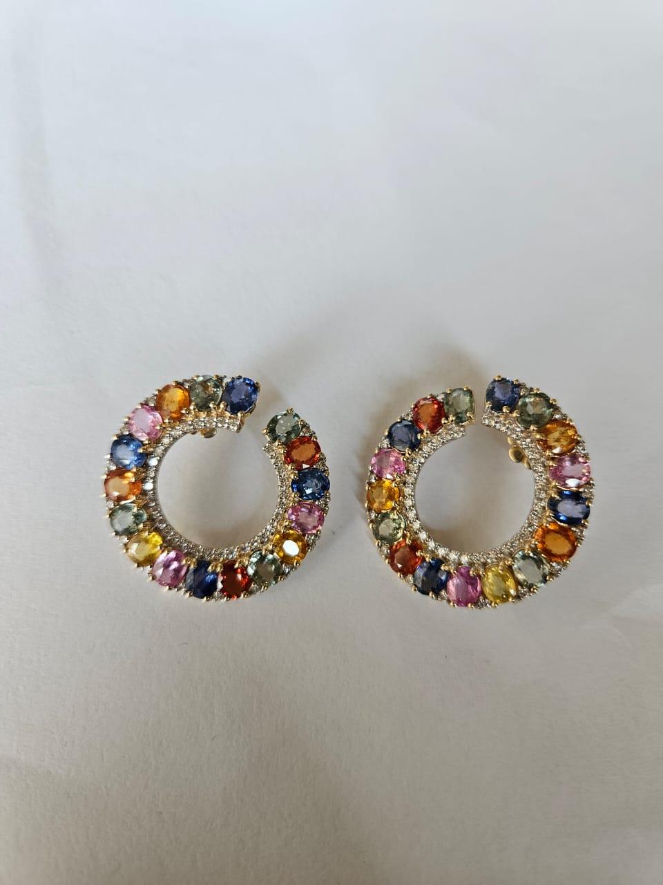 Oval Cut Set in 18K Yellow Gold, Ceylon Multi Sapphires & Diamonds Hoop Earrings For Sale
