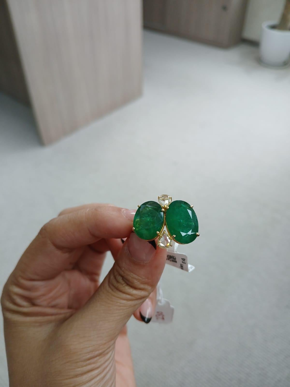 Set in 18k Yellow Matte Gold 12.74 Carat Zambian Emerald & Diamond Cocktail Ring For Sale 5