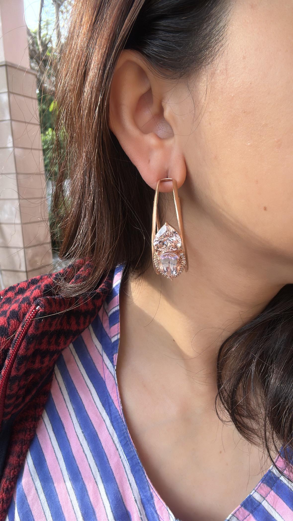 Créoles en or jaune mat 18 carats, morganite et diamants de 20,46 carats en vente 7