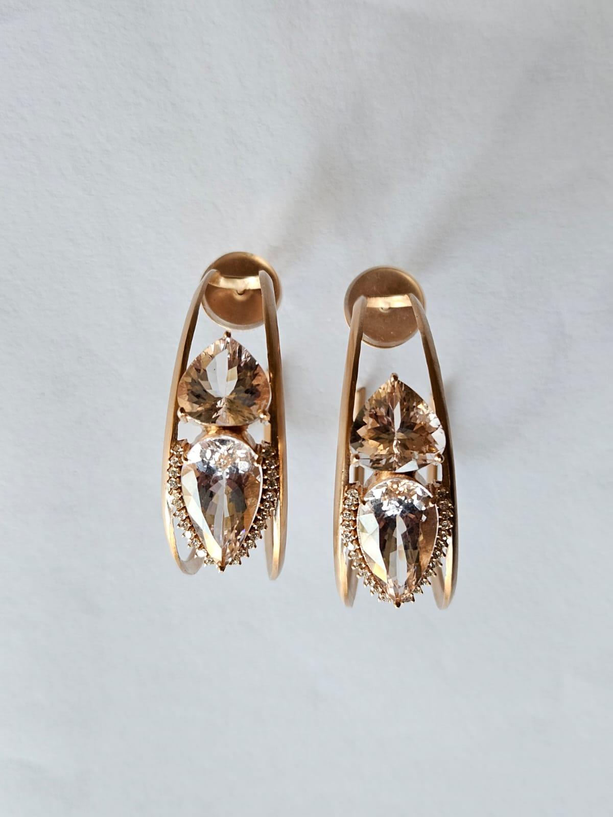 Créoles en or jaune mat 18 carats, morganite et diamants de 20,46 carats en vente 1