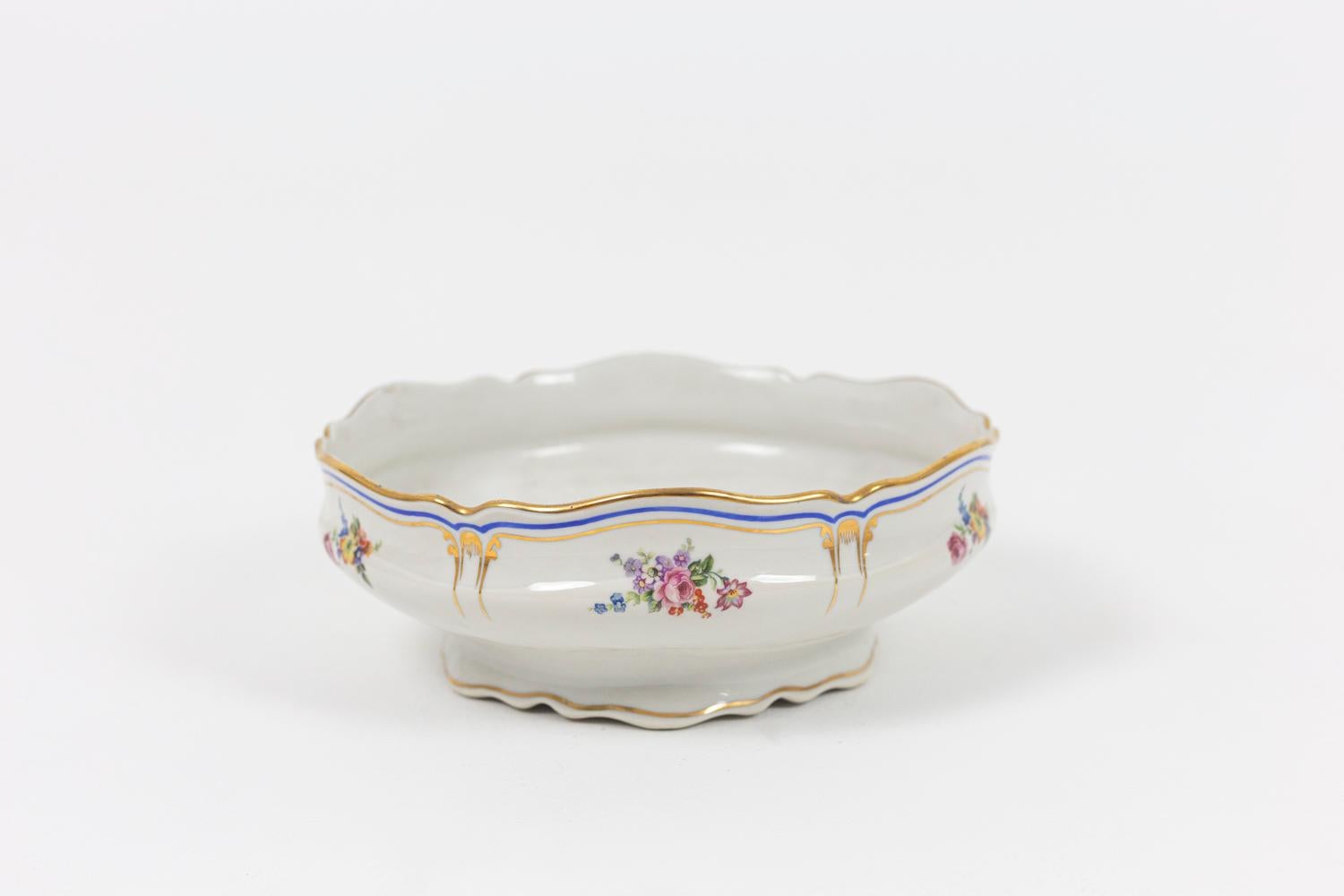 Set in Limoges Porcelain, 1927-1948 8