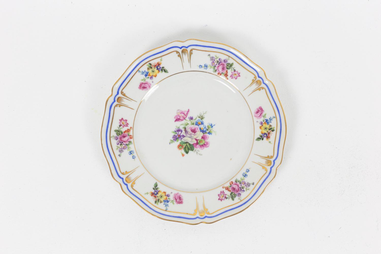 Mid-20th Century Set in Limoges Porcelain, 1927-1948