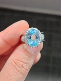 Set in Platinum 900, 6.83 carats, Aquamarine & Diamonds Engagement Cocktail Ring