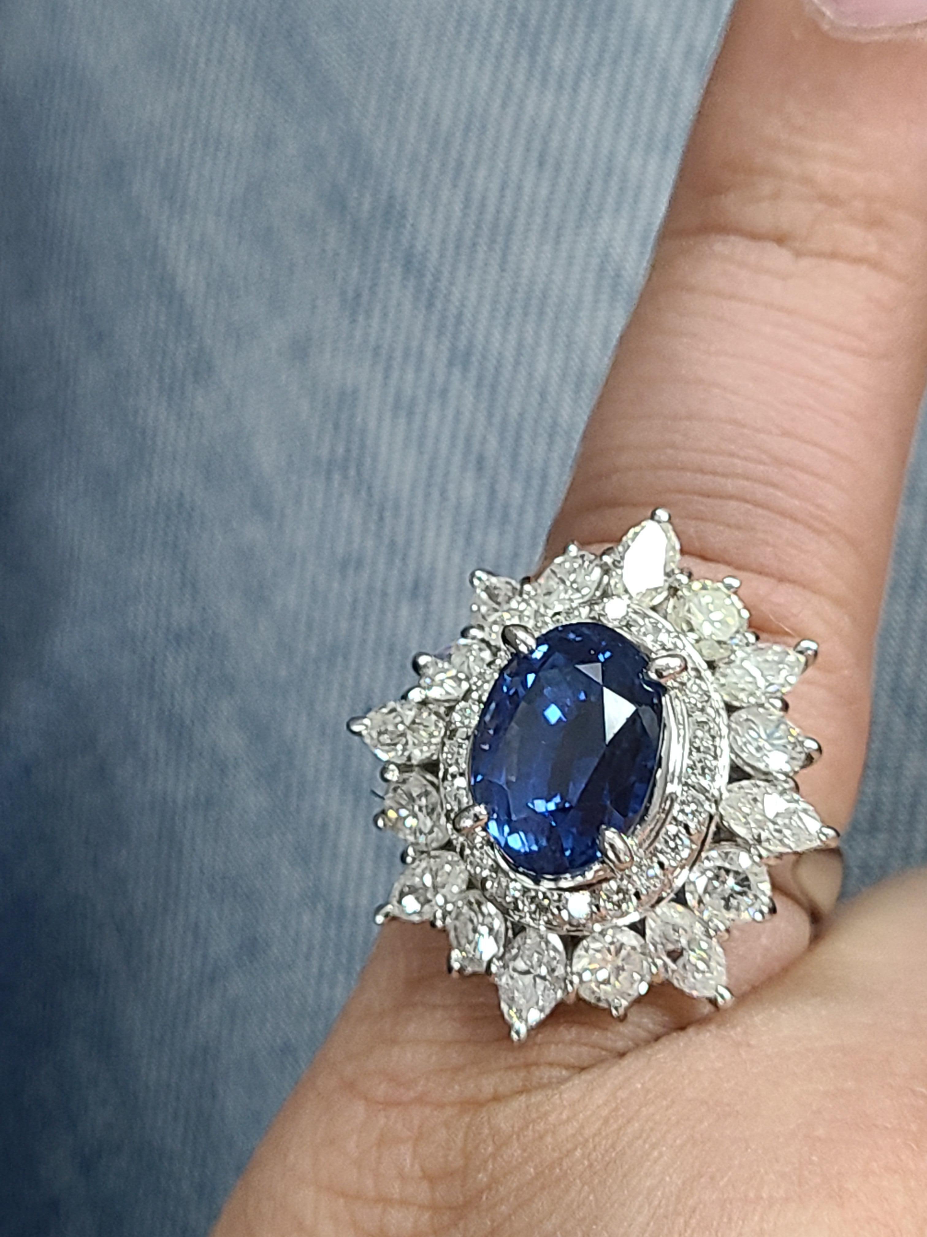 Platinum PT900 Blue Sapphire Ring with Diamonds 5