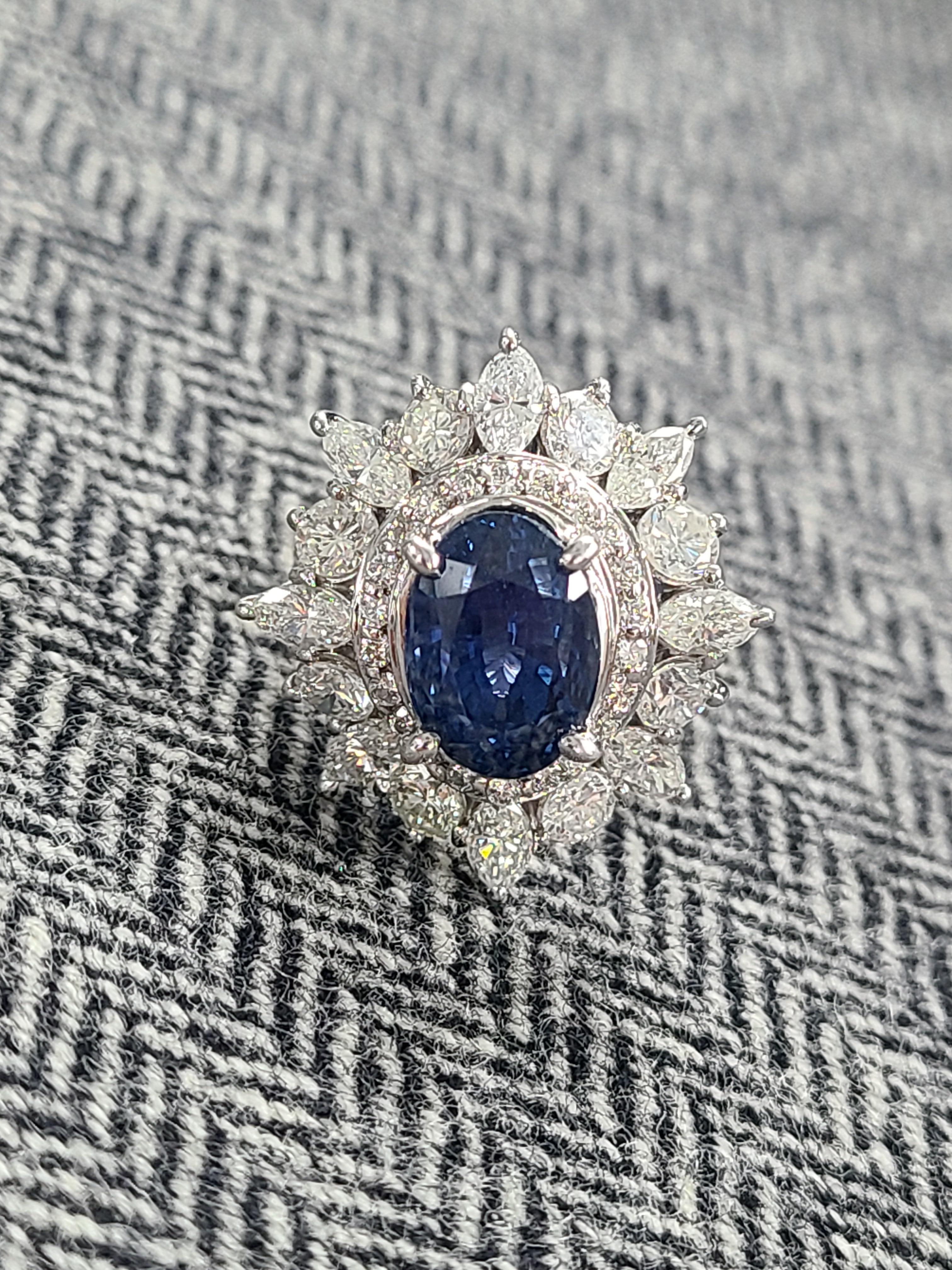 Platinum PT900 Blue Sapphire Ring with Diamonds 3