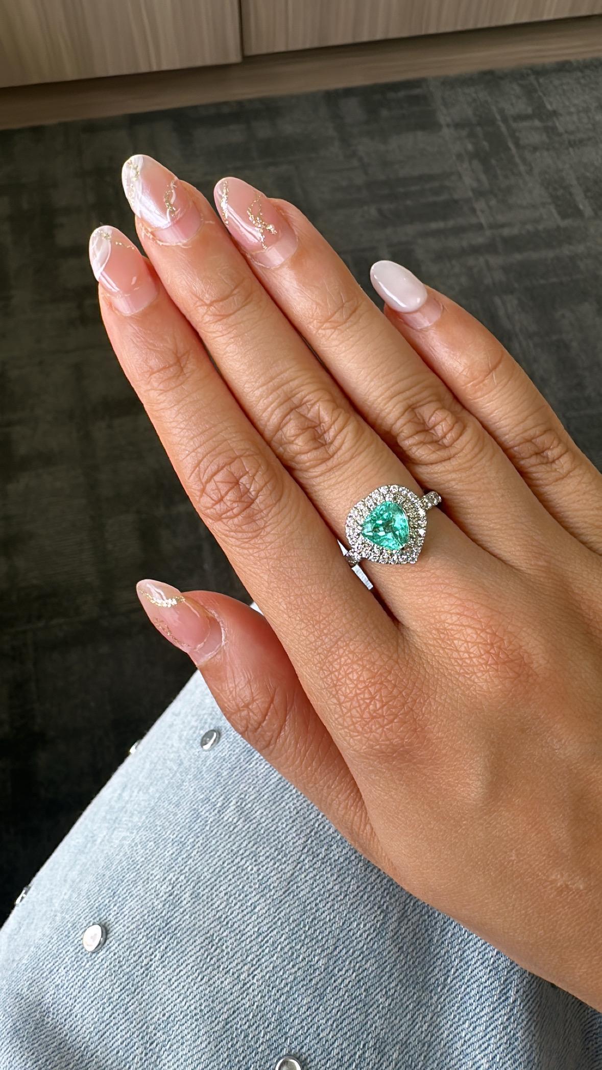 Women's or Men's Set in Platinum900, 1.68 carats, Paraiba Tourmaline & Diamonds Engagement Ring For Sale