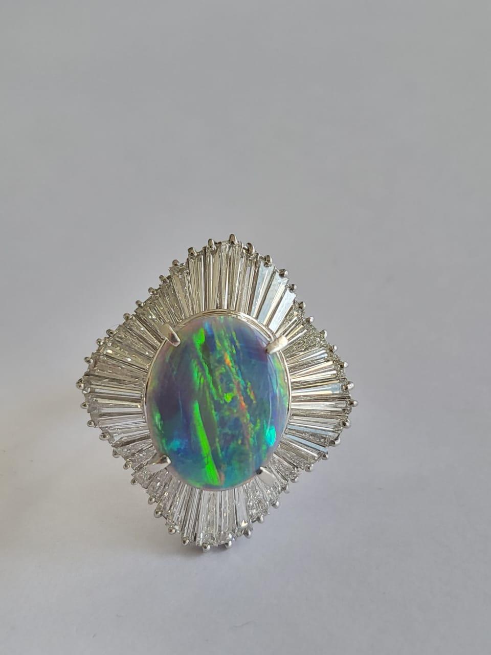 Set in PT 900, 2.34 Carats, Natural Australian Opal & Diamonds Engagement Ring In New Condition For Sale In Hong Kong, HK