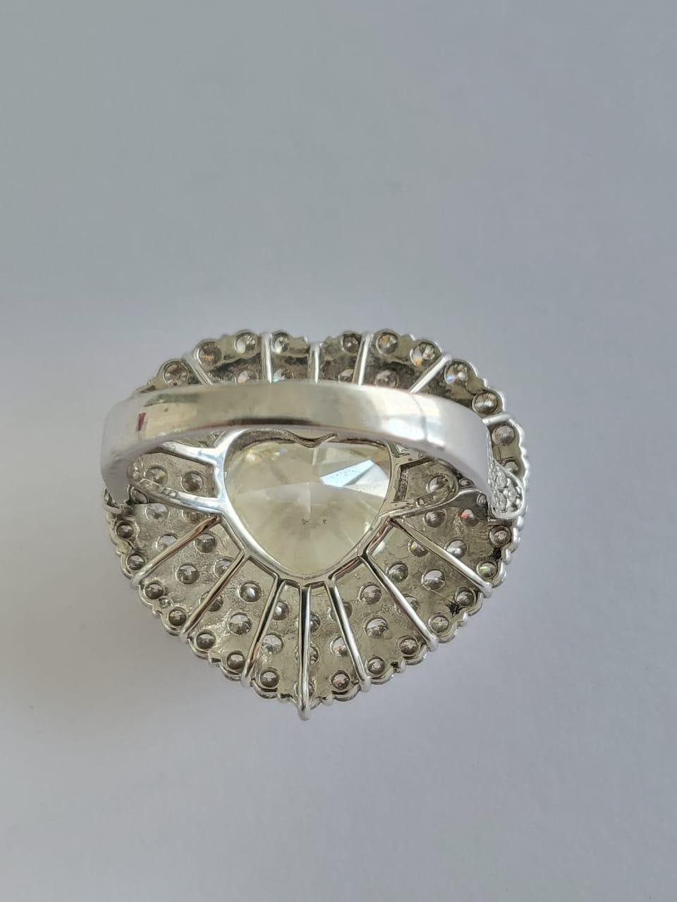 Art déco Bague de fiançailles en PT900, 10,01 carats, couleur N, pureté VS2 Bague de fiançailles avec diamant en forme de cœur en vente