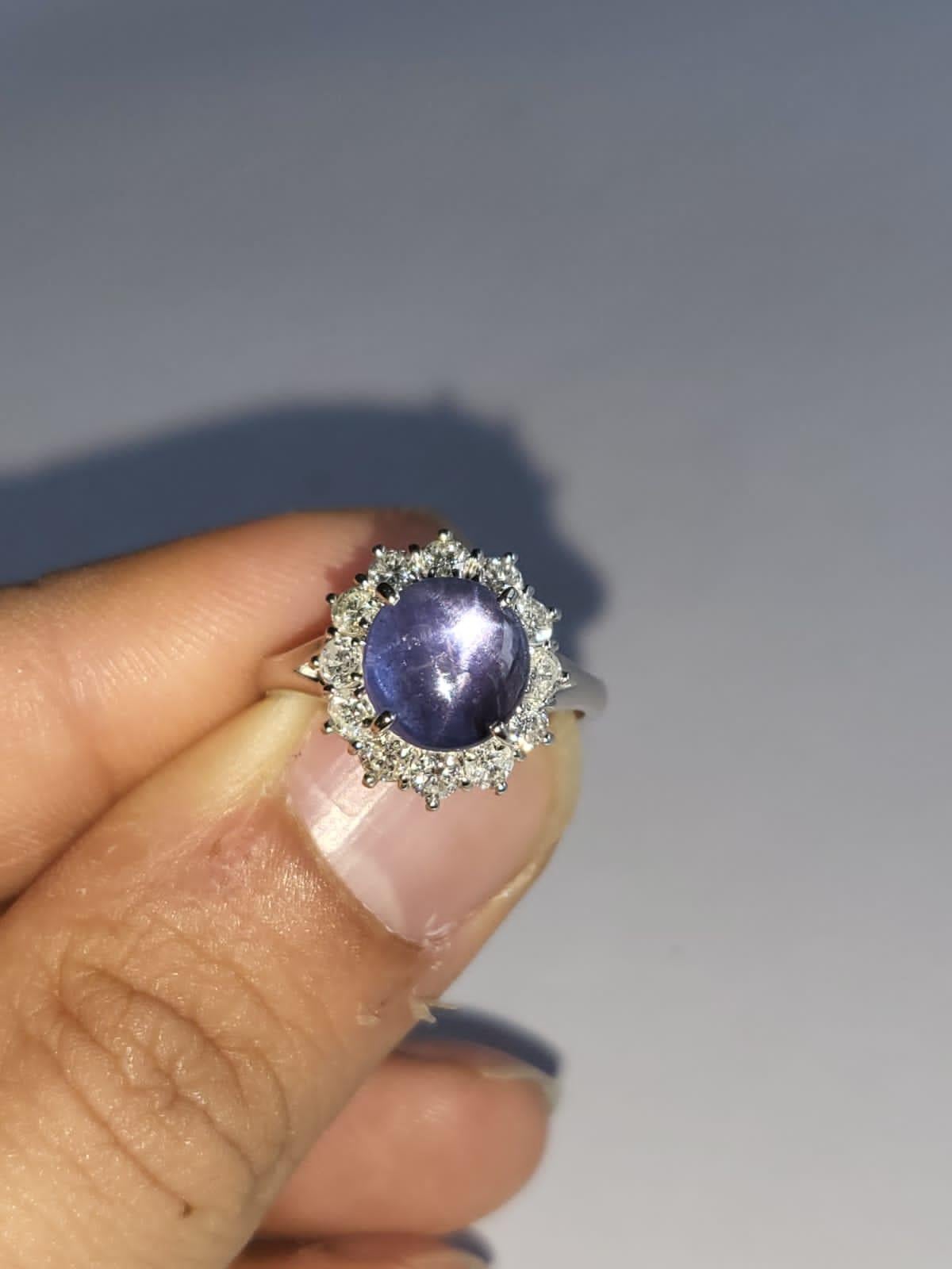 Taille ronde Bague de fiançailles PT900, saphir étoilé bleu naturel de 2,72 carats et diamants en vente