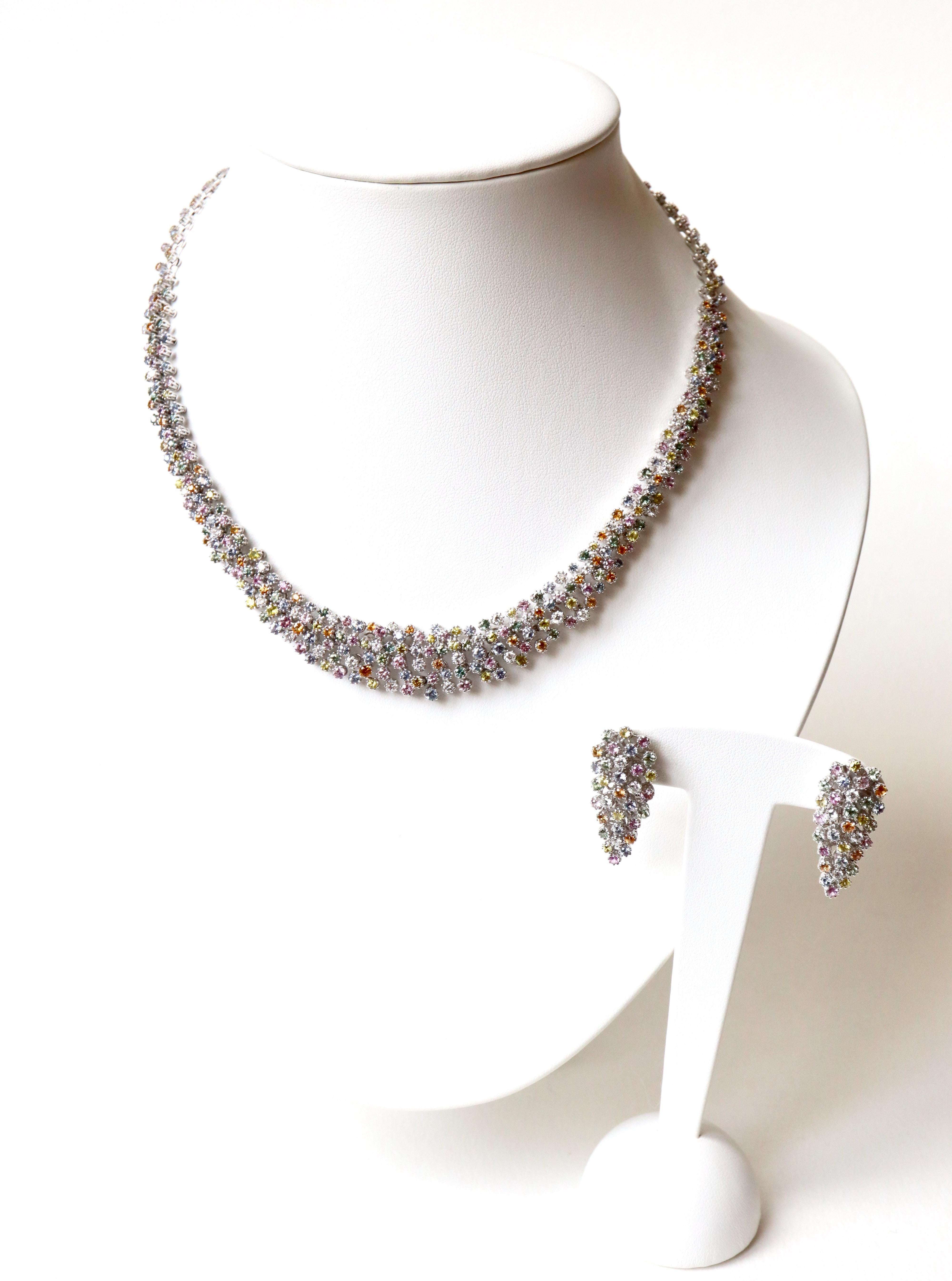 Set in White Gold and 260 Multicolored Sapphires Necklace and Earrings For Sale 5