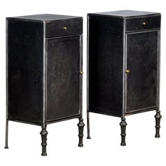 Tables de nuit en fer serti, années 1910