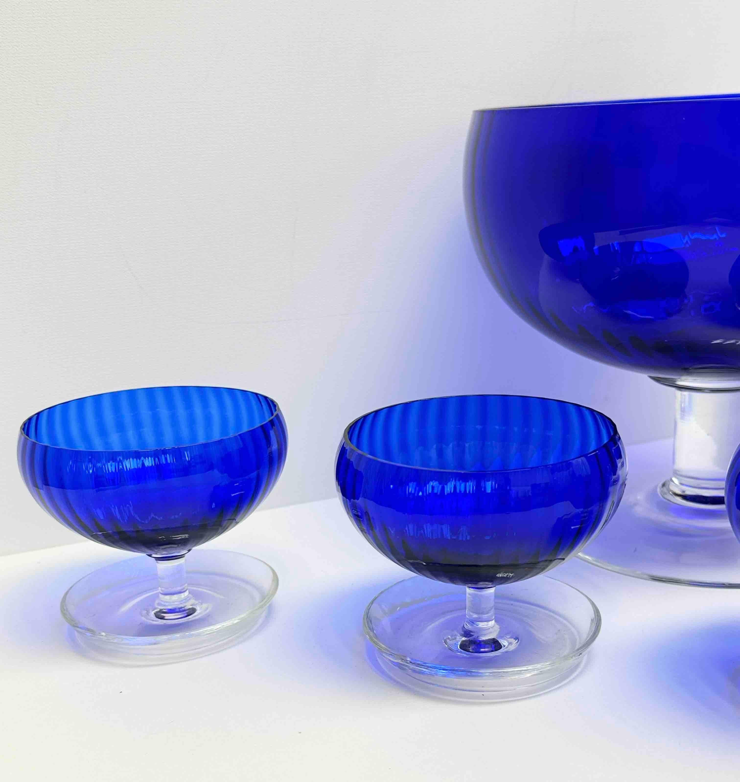 Set Italian Venetian Murano Glass Cobalt Blue Sherbet Bowls, 1960s, Italy Venice For Sale 9