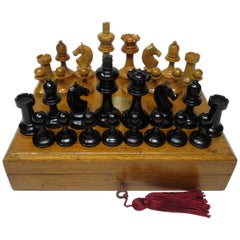 Set Jacques Staunton French Polished Boxwood Ebony Chess Set Pieces in Oak Box