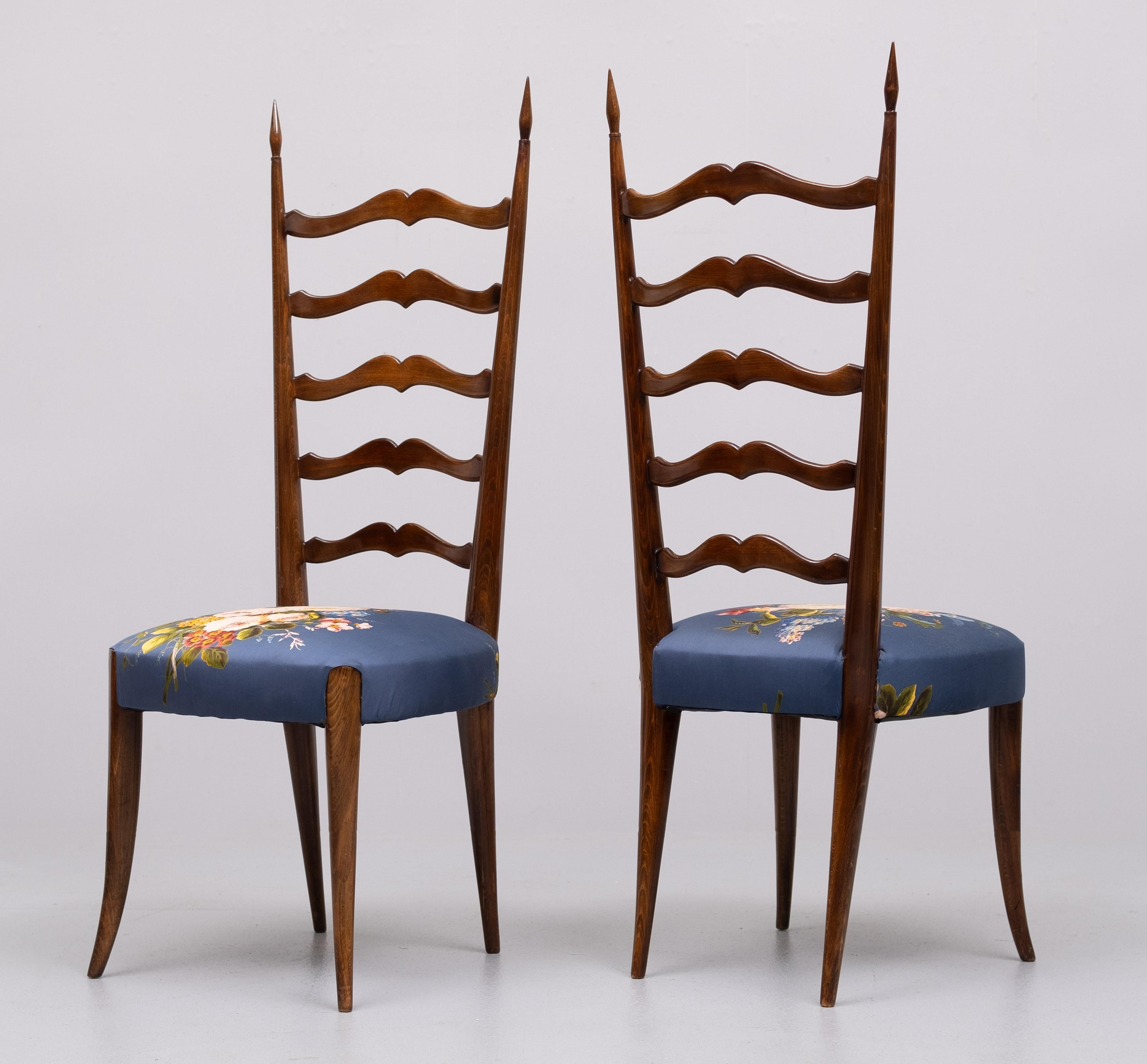 Walnut set Ladder Back Chairs  Paolo Buffa 1950s italy  For Sale