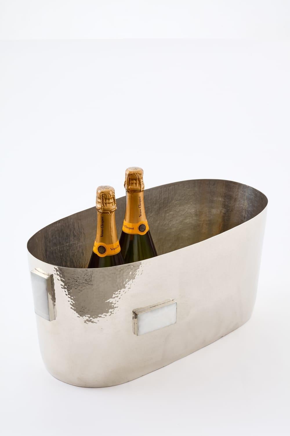 Dimensions :
Tray : 70 cm x 45 cm / 27.5
