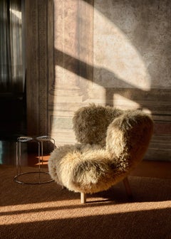 Set Little PetraVB1 & PoufATD1 in pelle di pecora/miele 50 mm & Oak per &Tradition