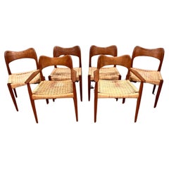 Ensemble de chaises de salle à manger danoises en teck des années 1960 par Mogens Kold Arne