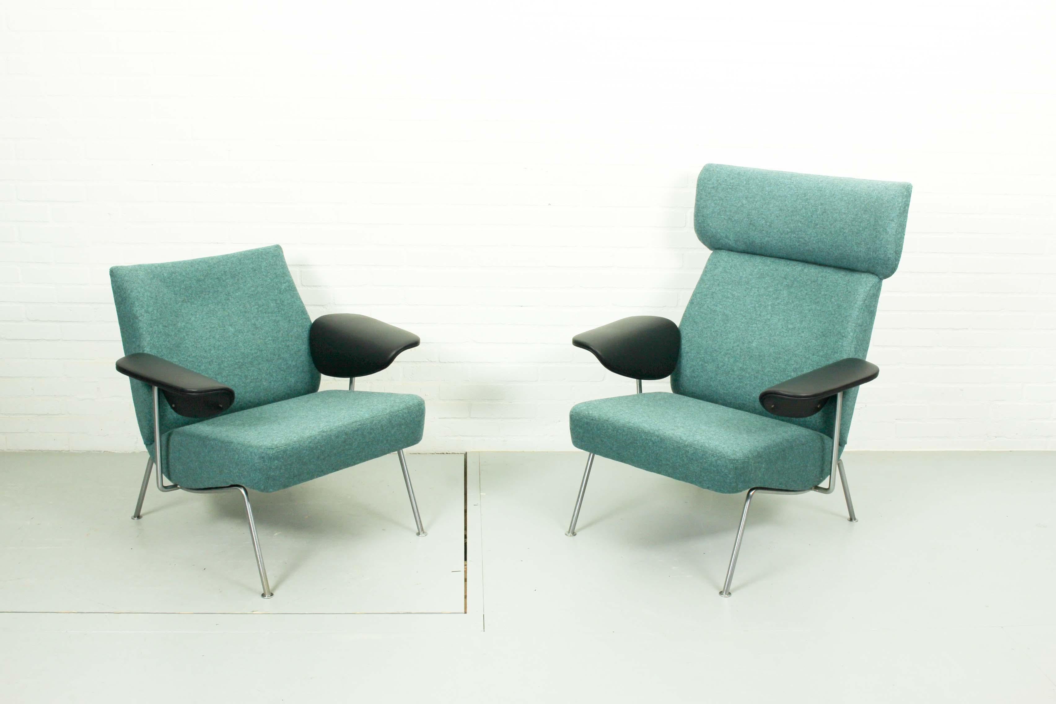 This rare vintage set of 2 lounge chairs was designed by Theo Ruth for Wagemans & Van Tuinen (later to become Artifort) circa 1955. The chairs feature tubular metal frames and have been recently reupholstered in Kvadrat Divina Melange fabric. The