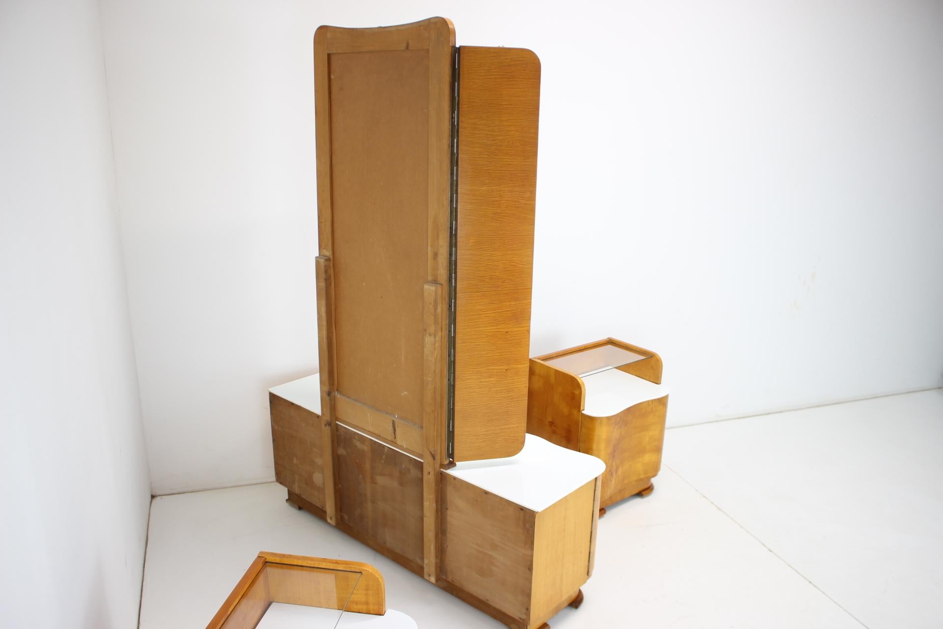 Set Mirror Cabinet and Bedside Tables by Jindřich Halabala, Czechoslovakia 1950s 5