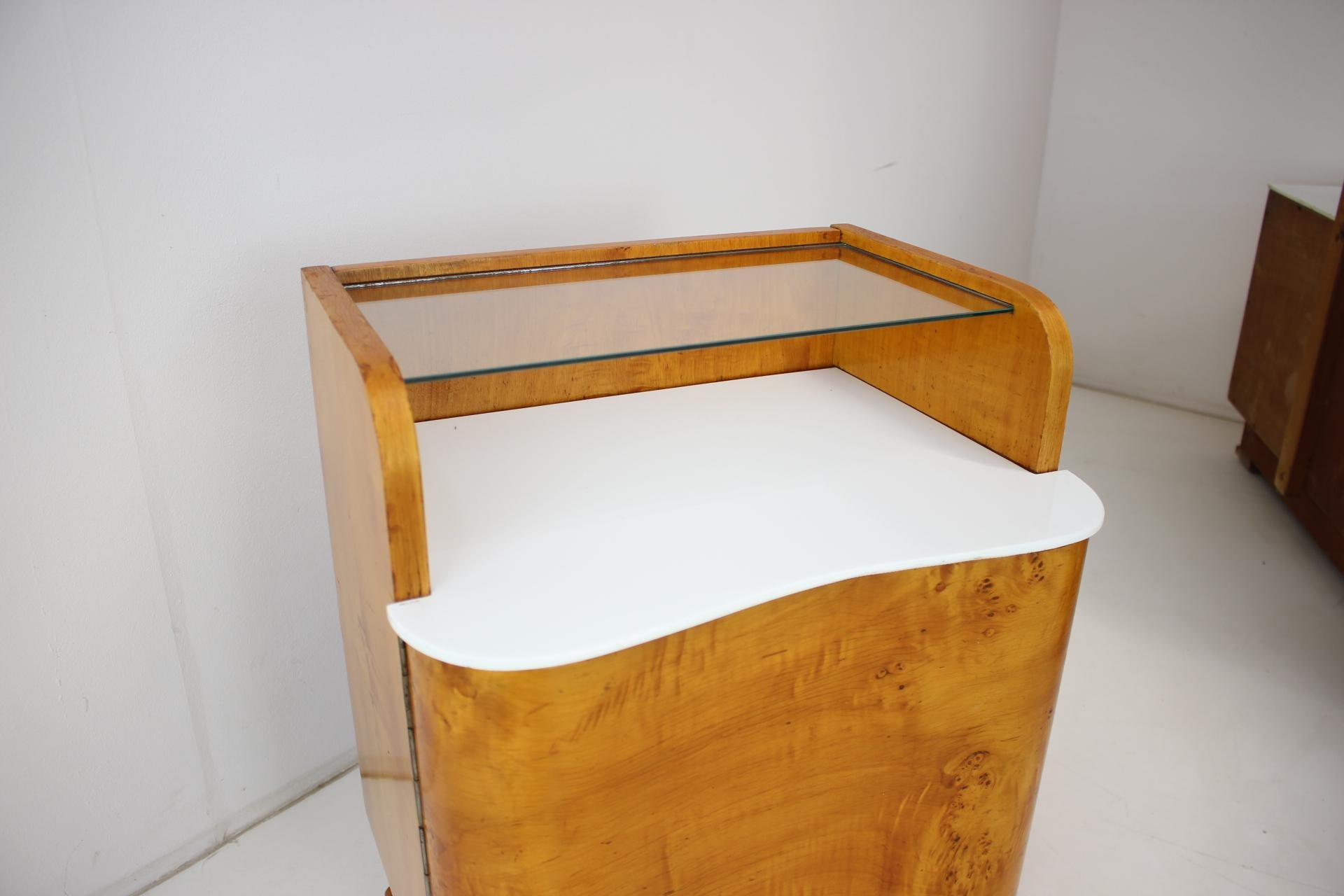 Set Mirror Cabinet and Bedside Tables by Jindřich Halabala, Czechoslovakia 1950s 6