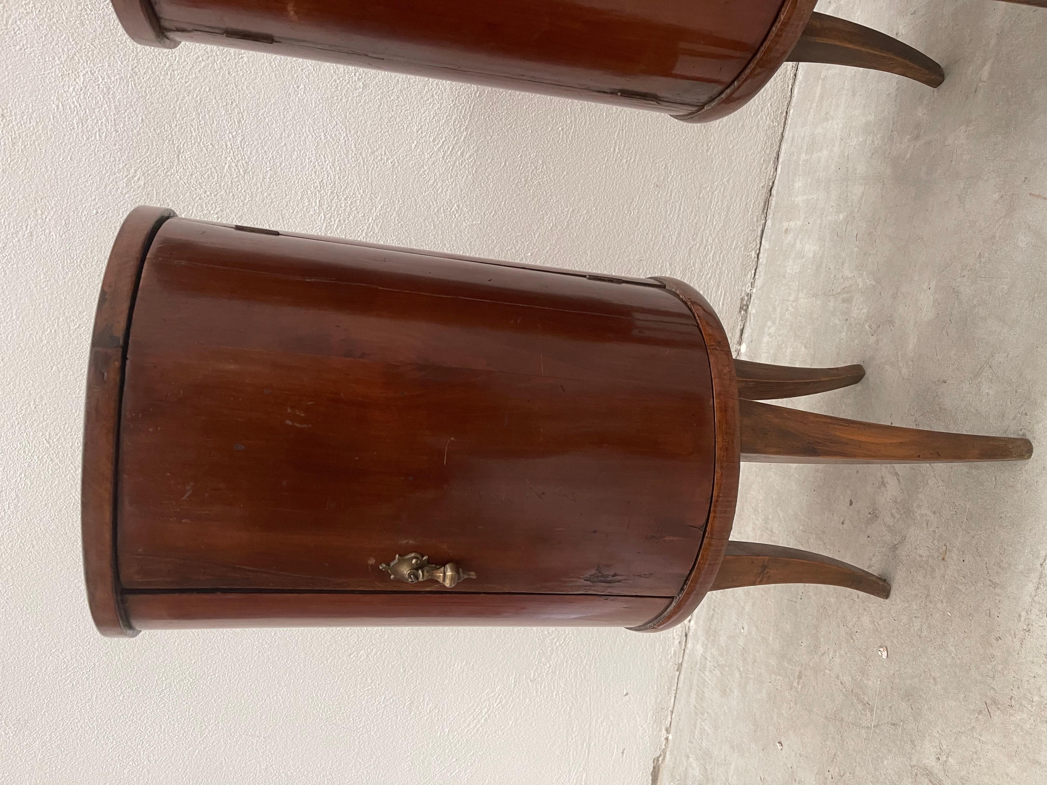 Original wooden vintage round cabinet set  In Good Condition For Sale In Cantù, IT