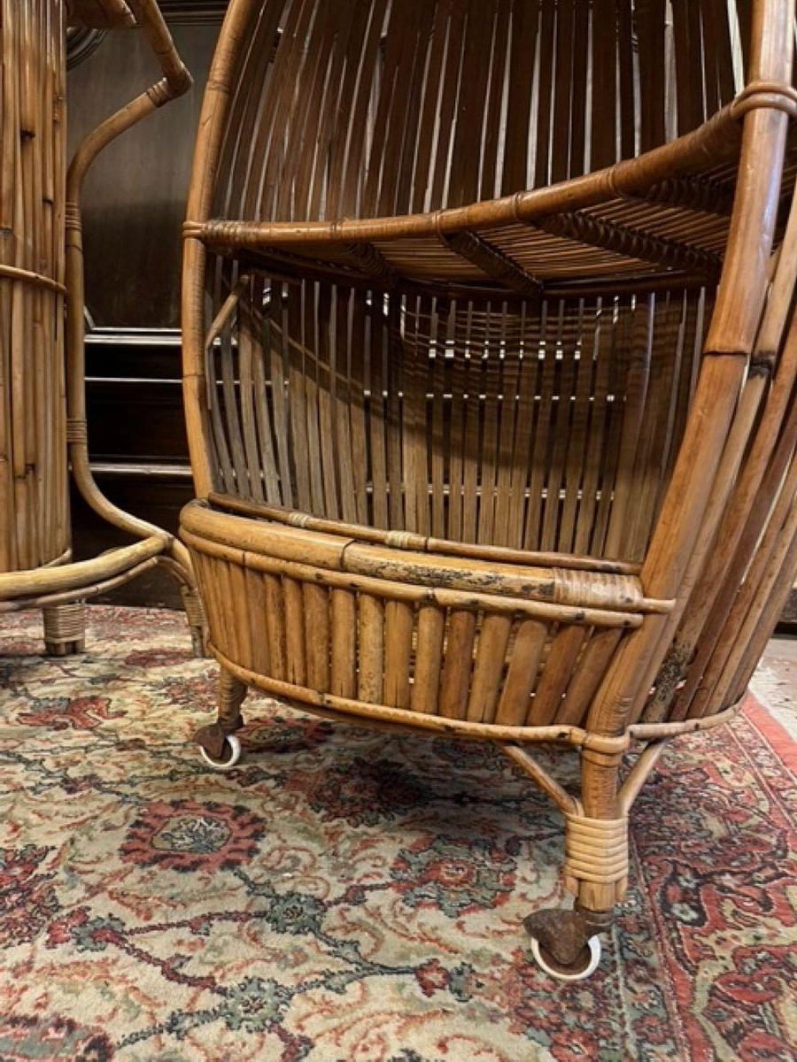 Set mobili e sgabelli da bar in bamboo, stile Bonacina, italia in vendita 1
