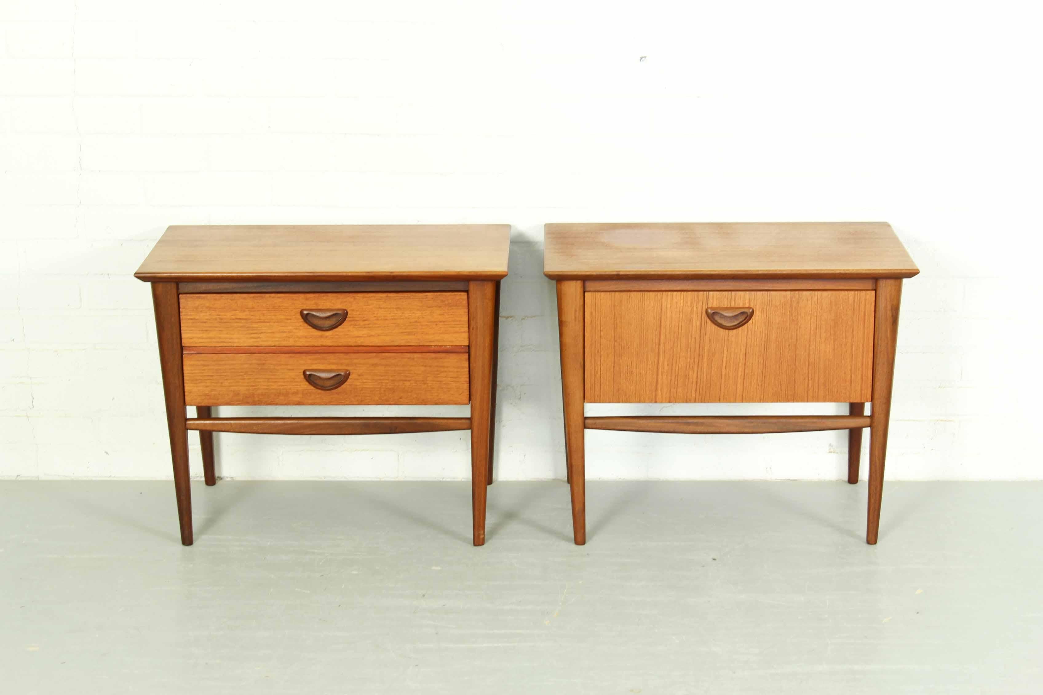 Set of nightstands designed by Louis Van Teeffelen for Webe Meubelen, Holland, 1950. Webe was one of the better furniture makers from Holland and they inspired there furniture on the Danish craze from the same era. 

Dimensions: 48cm H, 60cm W,